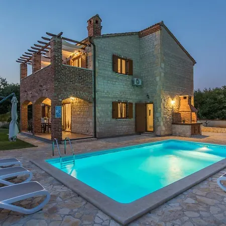 Villa Dada *