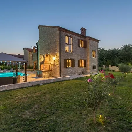 Villa Dada *